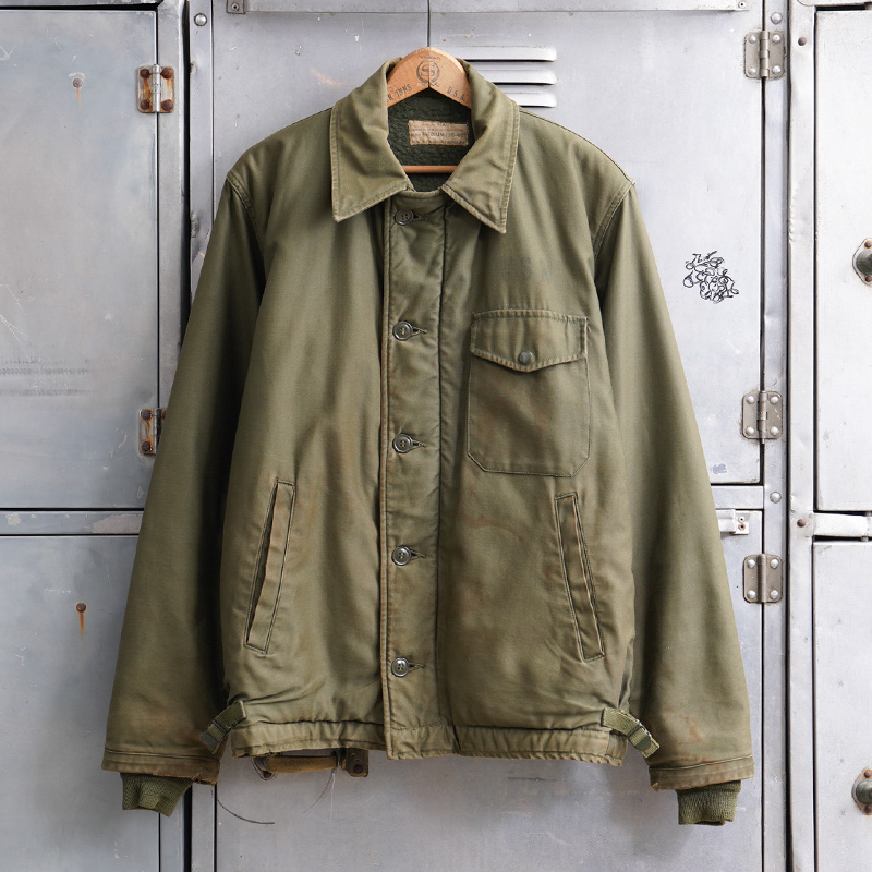 1960s U.S. NAVY A-2 デッキジャケット 初期型 三角フラップ MEDIUM【T】【キャンペーン対象外】