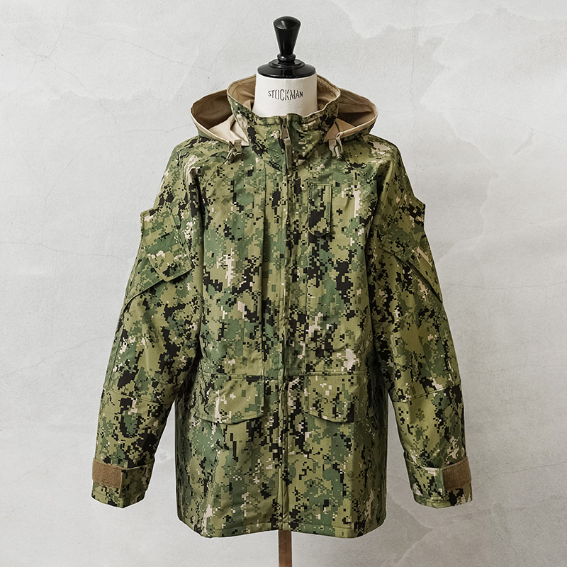 実物 新品 デッドストック 米海軍 NWU GORE-TEXパーカー TYPEIII AOR2【キャンペーン対象外】【I】 ミリタリー