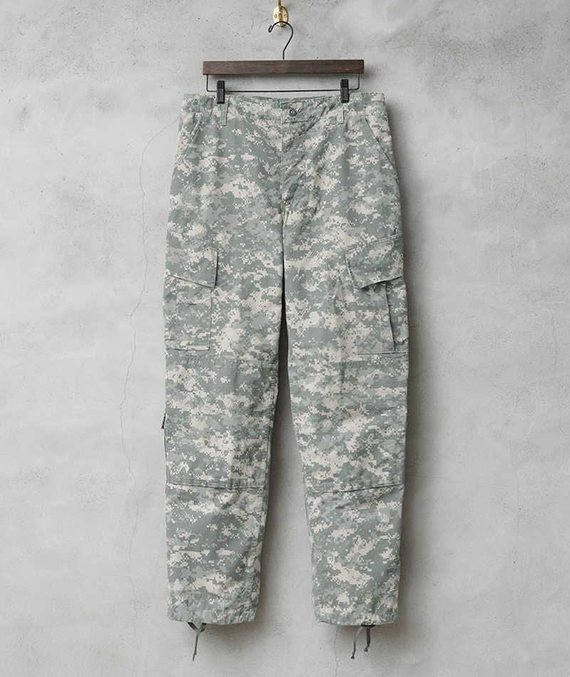 【2015年製】米軍 Massif FR ACU コンバットパンツ XL-L 実物 USED 米軍 ACU コンバットカーゴパンツ UCP ミリタリー
