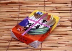 金山寺味噌／折箱入300g【丸新本家】