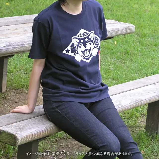 Ｔシャツ　笑い犬　和犬