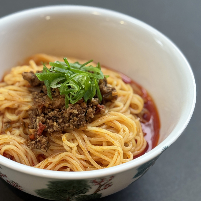 麻と辣を極める!汁なし担々麺と辣香担々麺のセット(4食)