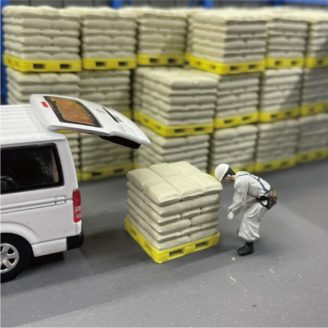 倉庫ジオラマに最適な1/64ミニチュア 積み荷が載ったパレット トラックの荷台にもぴったり