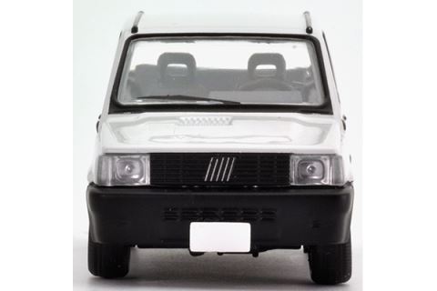 トミカリミテッドヴィンテージNEO LV-N133a フィアット パンダ