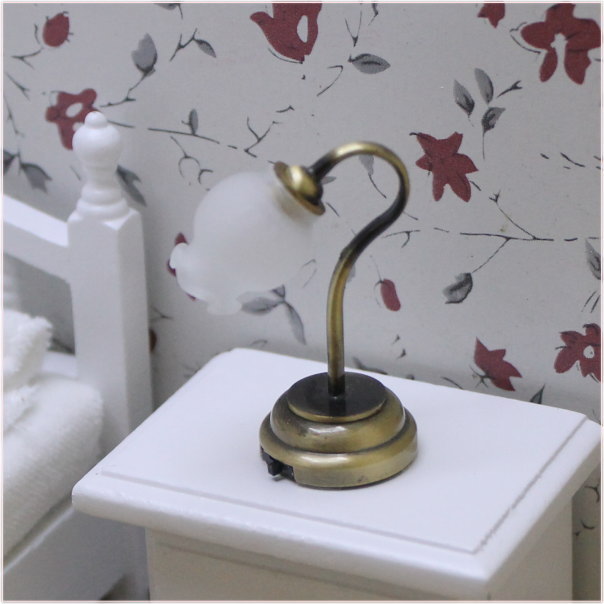 ドールハウスLED照明 卓上ライト スズラン風 ミニチュア模型、ジオラマ