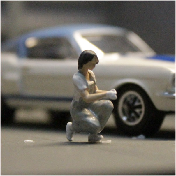 1/64人形
