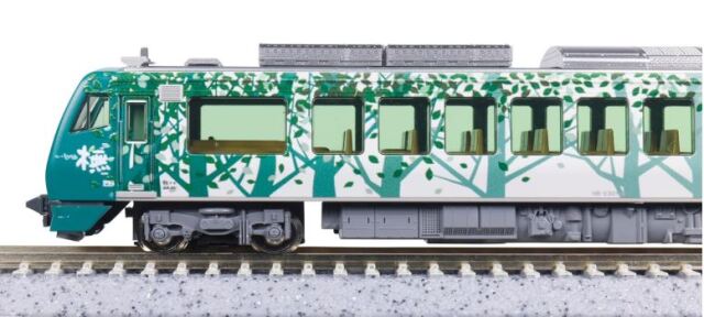 KATO カトー HB-E300系「リゾートしらかみ」(?編成)4両セット 10-2073