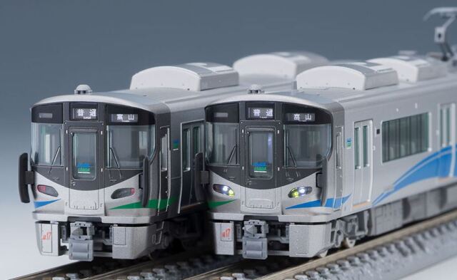 車両