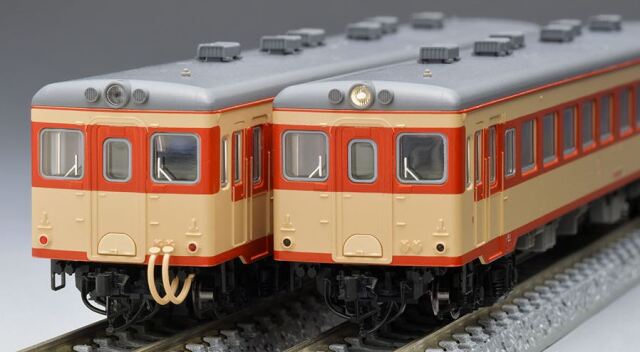 TOMIX トミックス 国鉄 キハ26形ディーゼルカー（急行色・一段窓