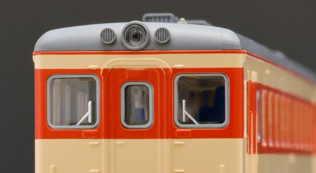 TOMIX トミックス 国鉄 キハ26形ディーゼルカー（急行色・一段窓