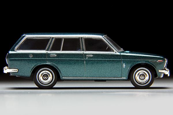 トミカリミテッドヴィンテージ LV-81c ダットサン ブルーバード
