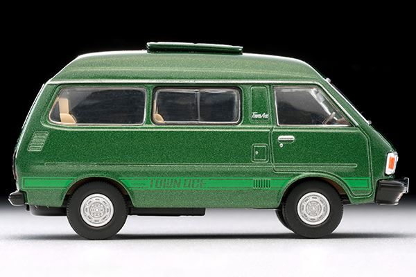 新品未使用トミカリミテッドビンテージネオ　 トヨタタウンエースワゴン2台 トミカリミテッドヴィンテージ NEO 1/64 トヨタ タウンエース