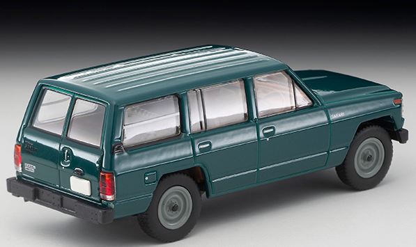 トミカリミテッドヴィンテージNEO LV-N109c 日産サファリ