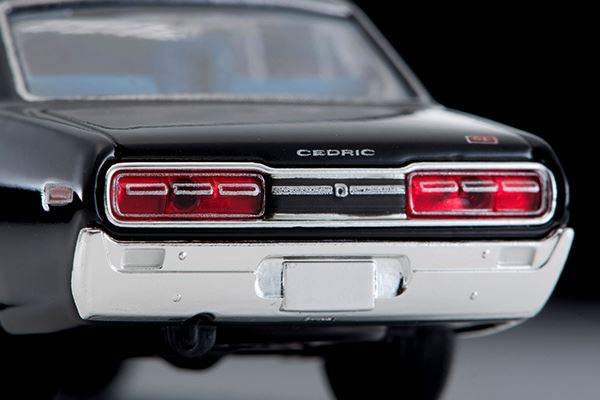 トミカリミテッドヴィンテージNEO