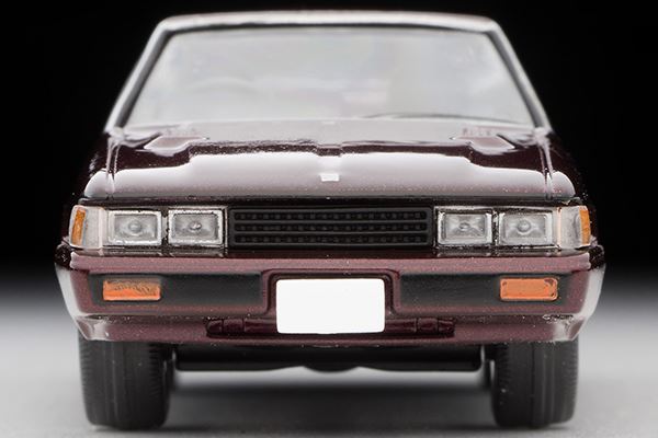 トミカリミテッドヴィンテージNEO LV-N210b 日産シルビアハッチバック