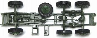 トラックタイヤ