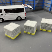 1/64スケールのパレット積み荷（袋入り）B ミニカージオラマ用 トミカやホットウィール対応