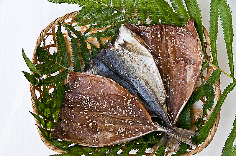 壱岐産　あじの干物　1セット（しお4枚＋みりん4枚）[502]