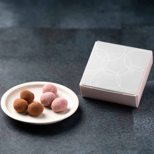【2026chocolate collection】熟成トリュフ　6粒入 （あまおう苺・小豆）※冷蔵配送