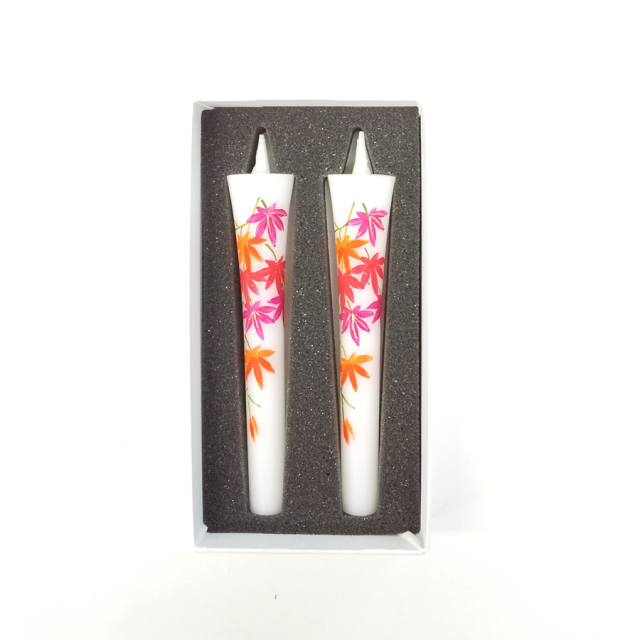 3号 絵ろうそく 2本入 もみじ （手描き） 和ろうそく 絵ろうそく 花ろうそく お供え お供え物 お盆 初盆 新盆 法事 一周忌 三回忌 お彼岸 新盆お見舞い 新盆御見舞 喪中見舞い 喪中御見舞 香典 贈答 贈答用 進物 ギフト