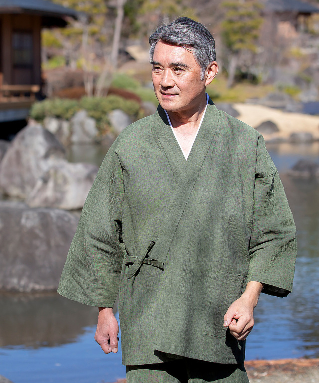 浴衣　夏着物　綿麻　近江縮風　新品未使用　躾付　居敷当付き　アイスコットン 夏物 近江ちぢみ 着物 未使用 縮み 綿麻 アイスブルー ベージュ