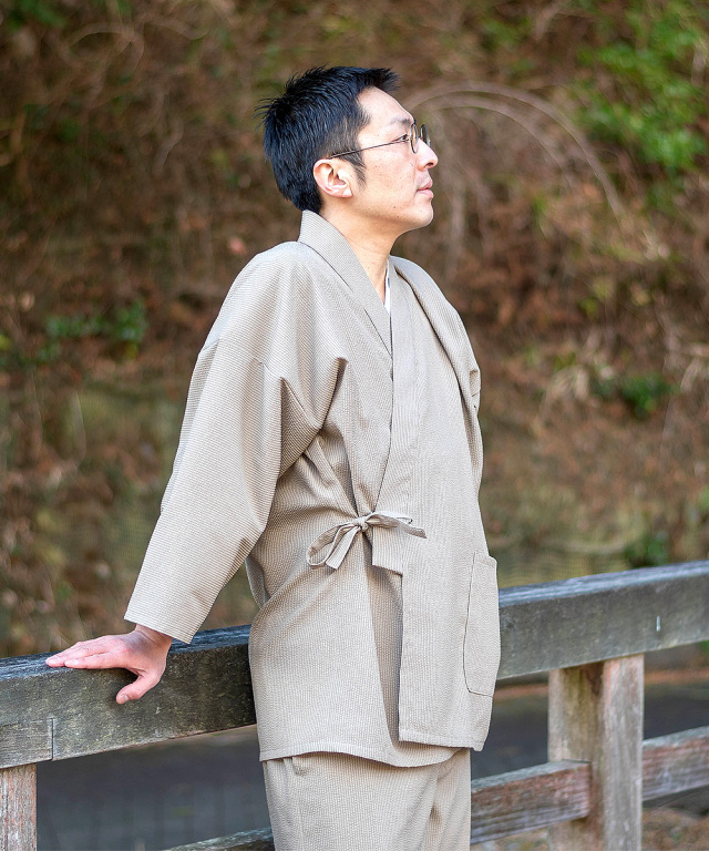 heauサロンウェア　ユニフォームトップスのみバルーン袖 Mサイズグレージュ heauサロンウェア ユニフォームトップスのみバルーン袖 Mサイズ