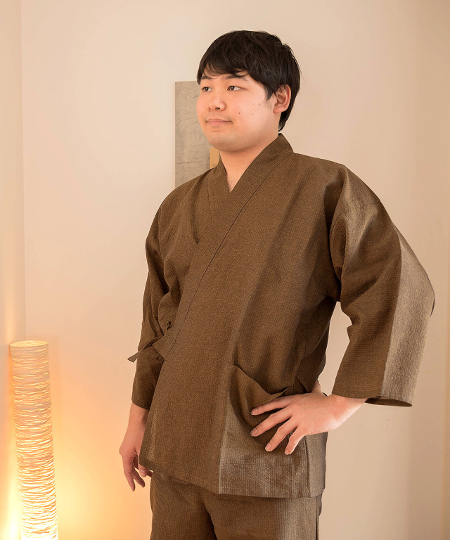 和紙しじら織作務衣 No.5 茶 ＜IKISUGATA＞ | 作務衣・甚平通販 和粋庵