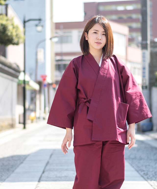 専用　未使用 ヤシキ 作務衣 和洋折衷デザイン 波綾 矢絣柄 ジャケット 羽織り 綾織作務衣 16番色エンジ【和粋庵】 | 作務衣・甚平通販 和粋庵