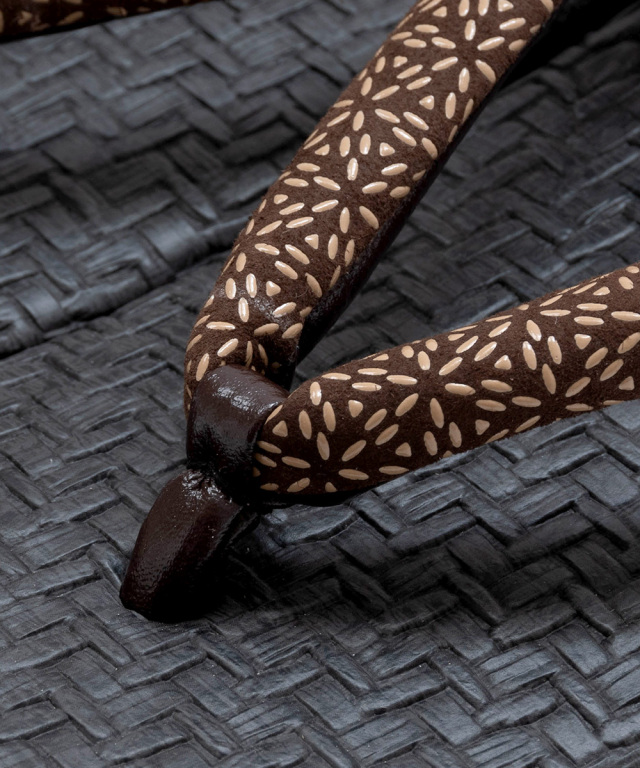 網代織風 印伝雪駄