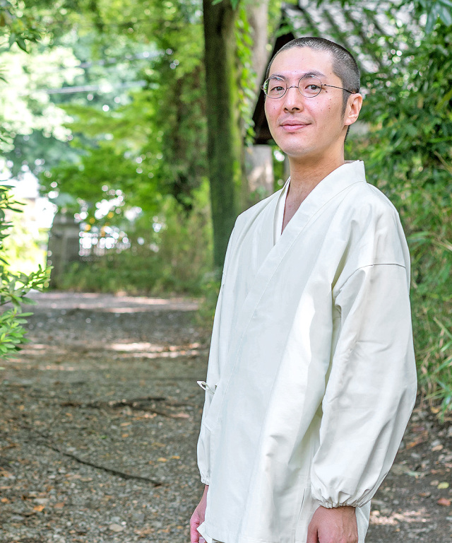 袖・裾ゴム式 撥水高機能作務衣 No.4 白 | 作務衣・甚平通販 和粋庵