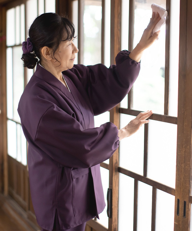 女性用ストレッチツイル作務衣［聖］ No.1 古代紫 ｜ 作務衣