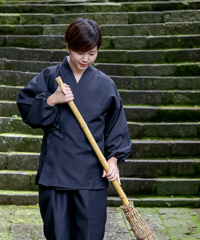 女性用ストレッチツイル作務衣［聖］