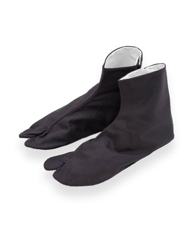 きねや足袋紺木綿黒底