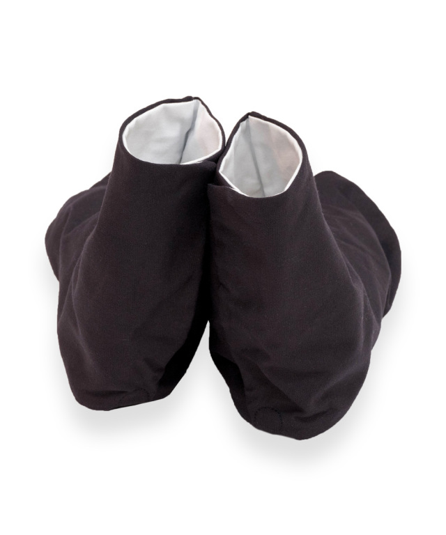 きねや足袋紺木綿黒底