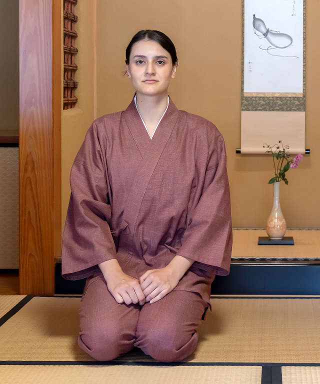 絣紬作務衣＜14番色 濃あずき＞【和粋庵】（かすりつむぎさむえ