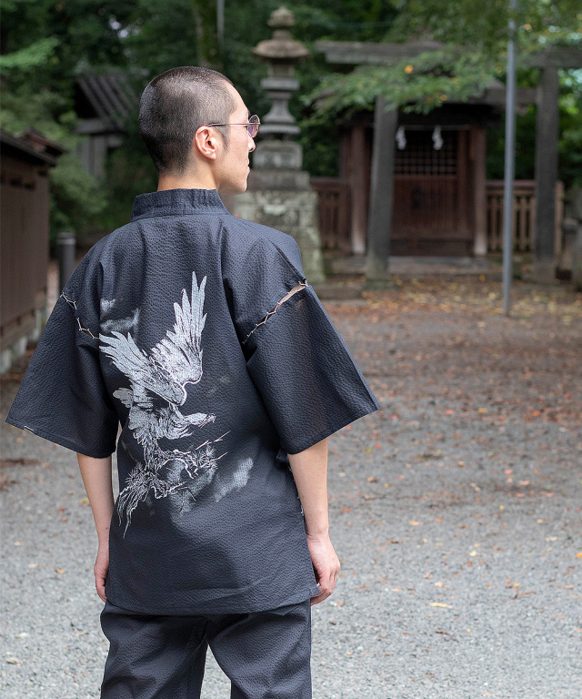 水墨画甚平 （すいぼくがじんべい） No.4 黒/鷹 | 作務衣・甚平