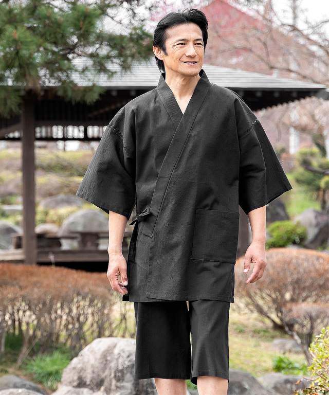 遠州織しじら甚平 黒 | 作務衣・甚平通販 和粋庵