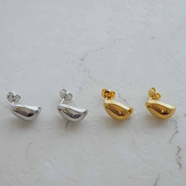 金属アレルギー対応 ステンレスピアス ハーフドームピアス スタッドピアス ファーストピアス セカンドピアス 両耳用 pi062