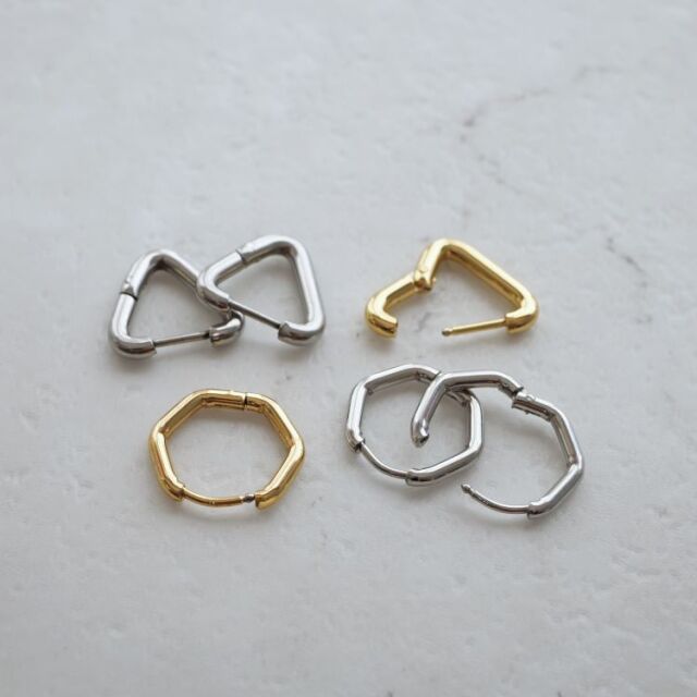 金属アレルギー対応 ステンレスピアス ジオメトリックフープピアス ピアス フ ープピアス 三角形 六角形 ファーストピアス セカンドピアス 両耳用 pi064