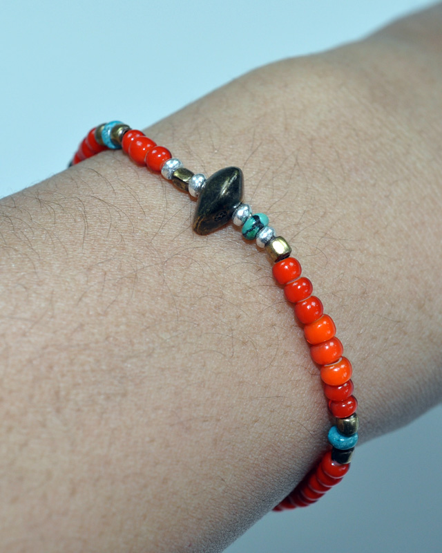 39 [SunKu] サンク White Heart Beads Bracelet