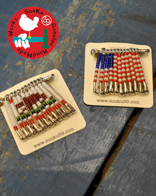 【DM便可能です】39 (SunKu/サンク)  Safety Pins Badge / セーフティーピンバッジ