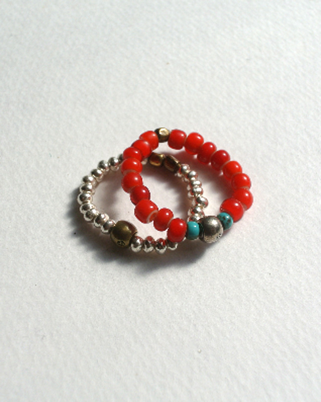 39 [SunKu] サンク White Heart & Silver Beads Ring