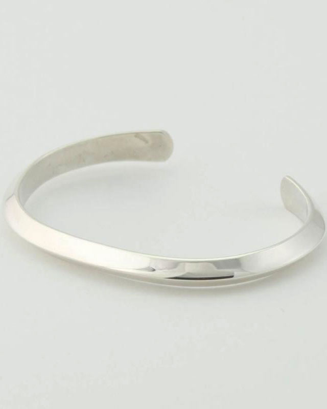 39 (SunKu/サンク)  Triangle Bangle(M) 925/ トライアングルバングル シルバー