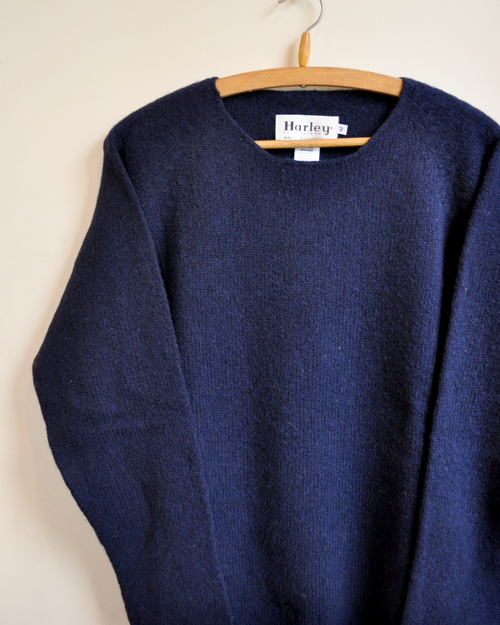 Harley of Scotland (ハーレーオブスコットランド）ROUND NECK SWEATER / ラウンドネックセーター