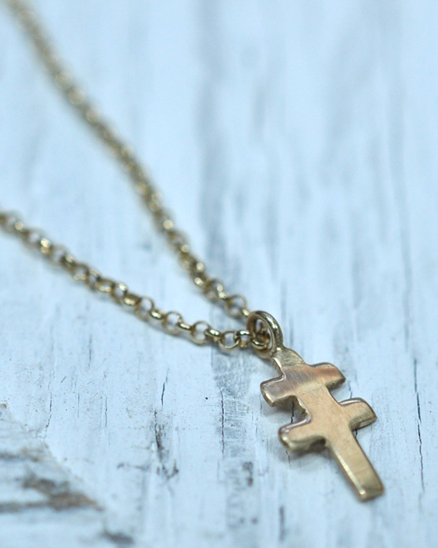 LIFE IS ....（ライフイズ) DOUBLE CROSS NECKLACE/ ダブルクロス　ネックレス
