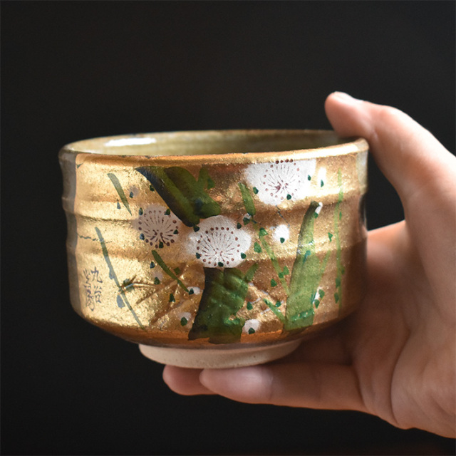 抹茶茶碗 金箔梅【アウトレット】 九谷焼専門店 和座本舗