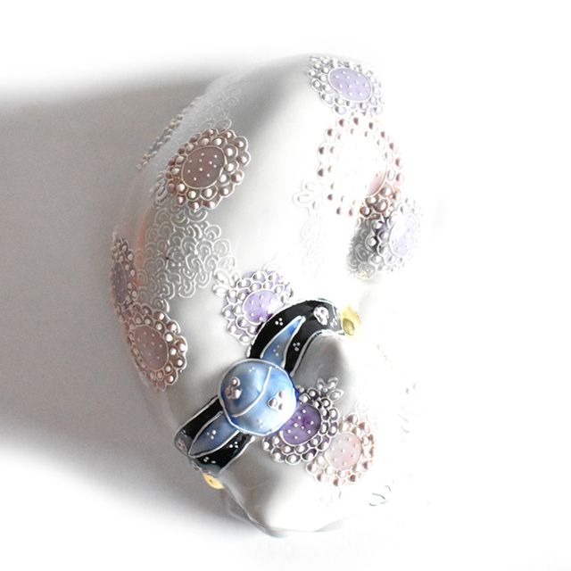 九谷焼 眠り猫 置物 花むらさき 座布団付