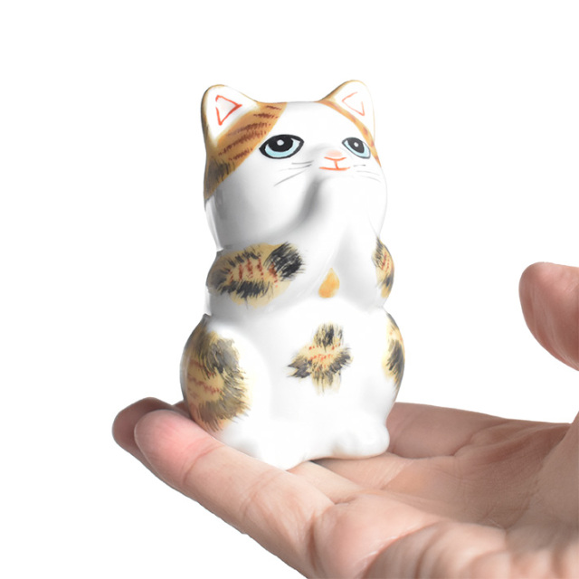 九谷焼 お祈り猫 置物 金彩三毛