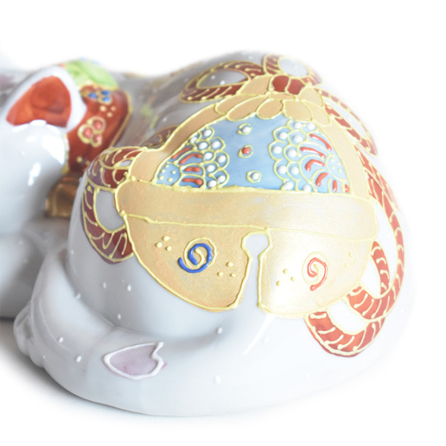 九谷焼 眠り猫 置物 福鈴 座布団付