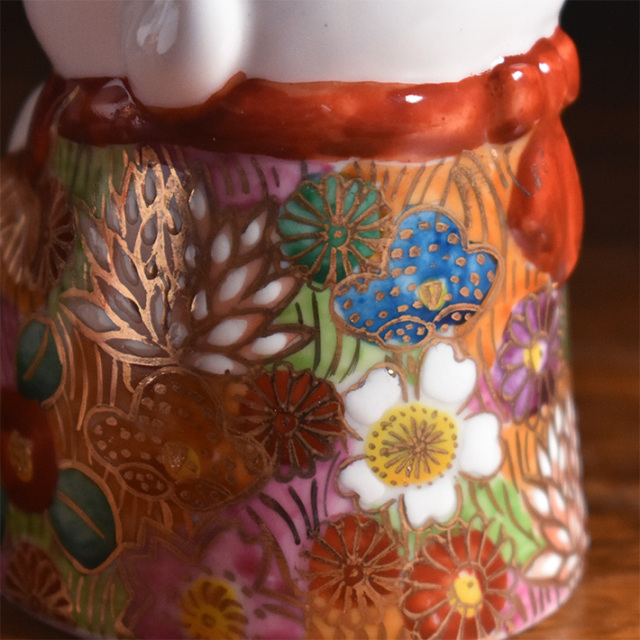 九谷焼　お地蔵様　高さ19cm 九谷焼 3.5号 お地蔵様 金花詰